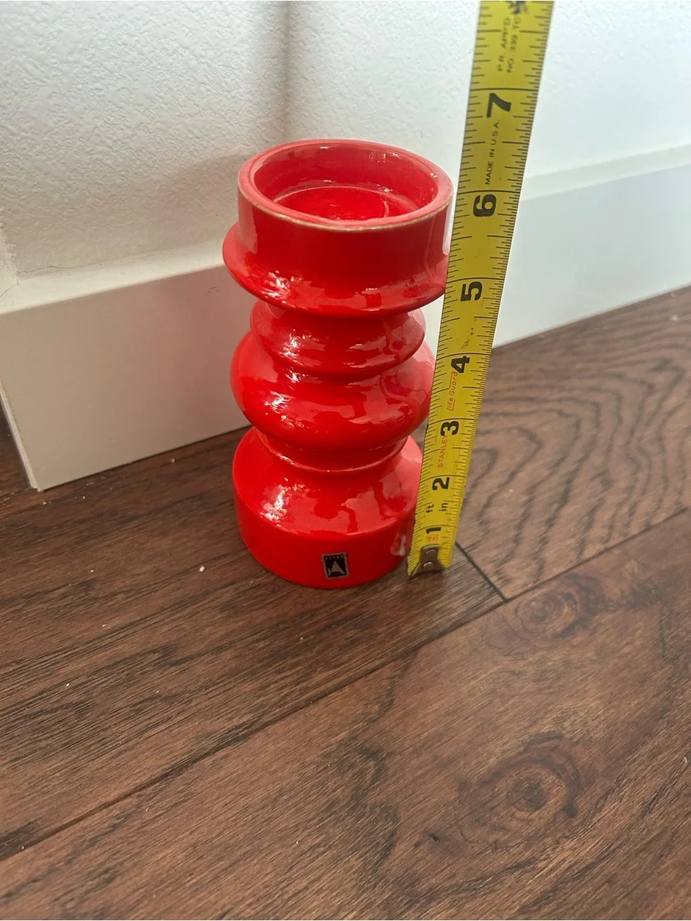 N/A bold red